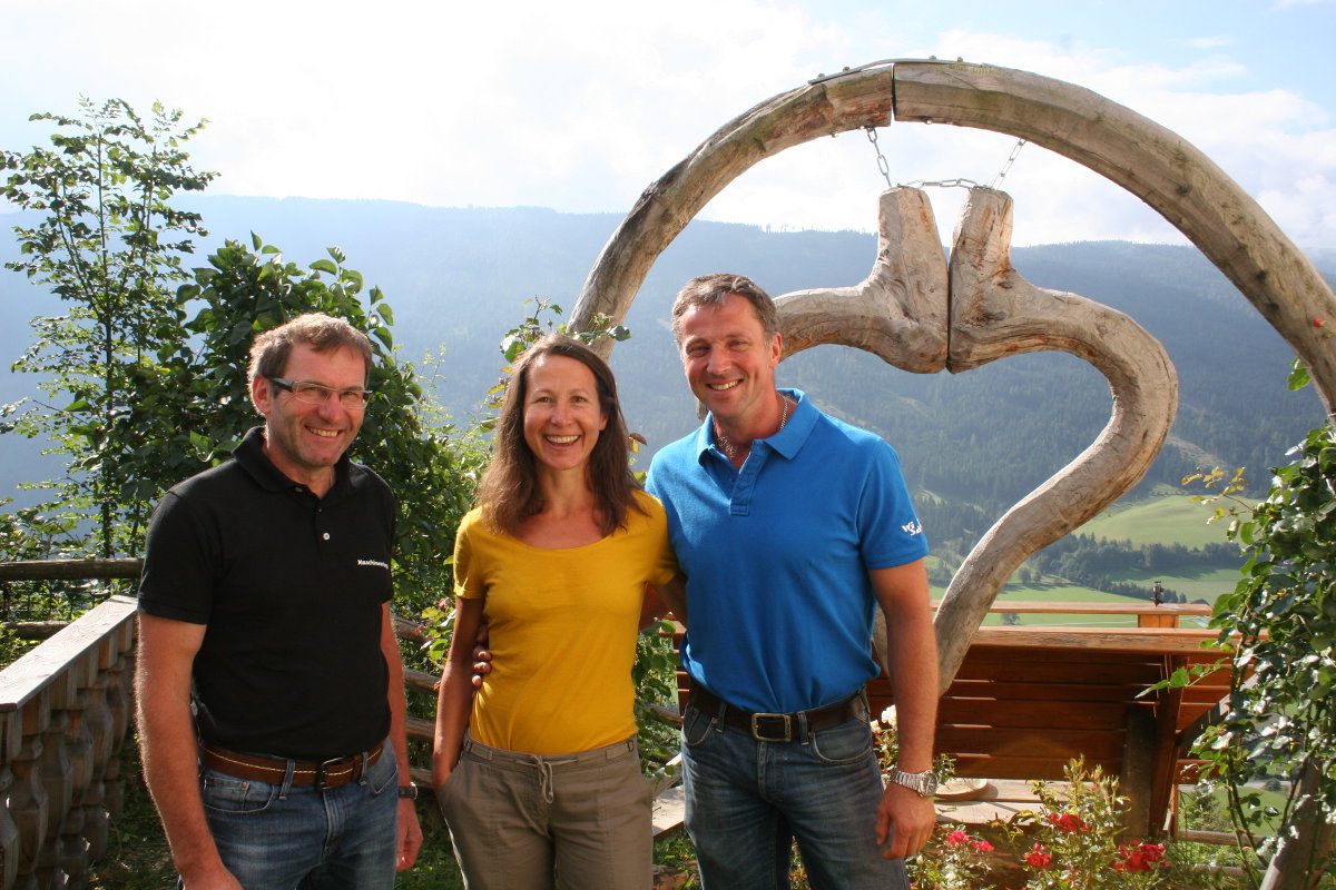 Herbert und Monika Gautsch, Frimlhof in Unternberg, mit Agrarbetreuer Hannes Moser