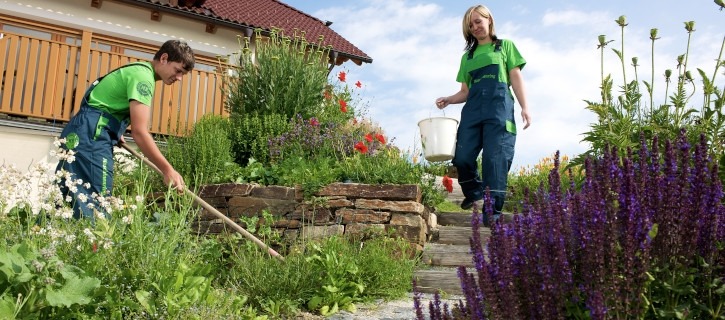 Gartengestaltung und Grünraumpflege vom Maschinenring Salzburg